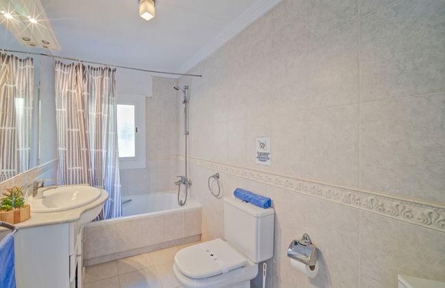 Maison de 8 chambres à Calp avec piscine privée et jardin - Photo 23