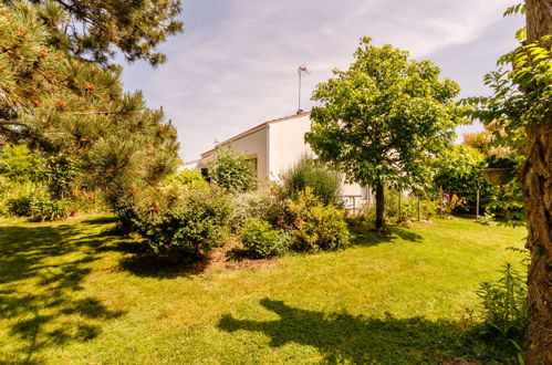 Foto 27 - Casa con 3 camere da letto a Les Sables-d'Olonne con piscina privata e giardino