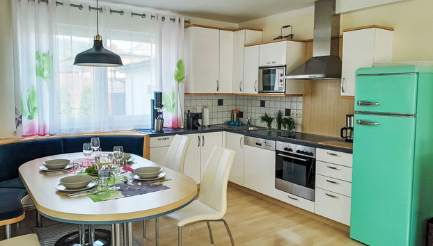 Casa de 3 quartos em Finkenstein am Faaker See com jardim e terraço - Foto 4