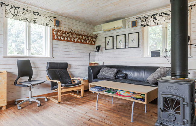 Casa de 4 quartos em Kisa com jardim e terraço - Foto 8
