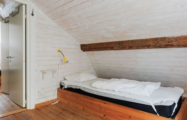 Casa de 4 quartos em Kisa com jardim e terraço - Foto 18