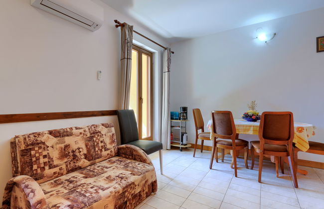 Apartamento de 3 quartos em Ližnjan com piscina e jardim - Foto 14