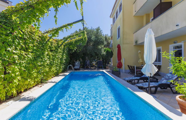 Apartamento de 3 quartos em Ližnjan com piscina e jardim - Foto 8