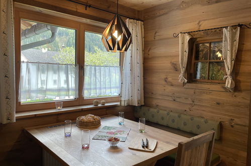 Foto 6 - Apartamento de 3 quartos em Aschau im Zillertal com terraço e vista para a montanha