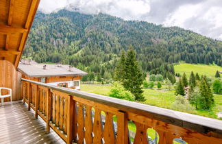 Foto 2 - Appartamento con 2 camere da letto a San Giovanni di Fassa-Sèn Jan con vista sulle montagne