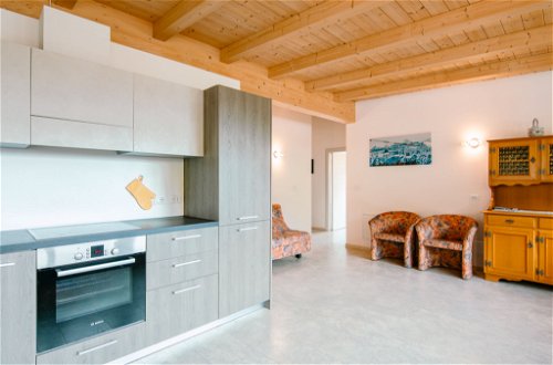 Foto 10 - Apartamento de 2 habitaciones en San Giovanni di Fassa-Sèn Jan con vistas a la montaña