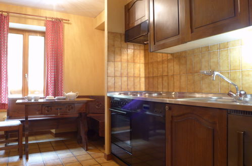 Photo 9 - 2 bedroom Apartment in Orsières with swimming pool and mountain view