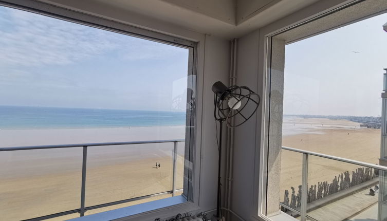 Foto 1 - Appartamento con 3 camere da letto a Saint-Malo con vista mare