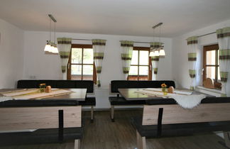 Photo 2 - 6 bedroom Apartment in Hainzenberg with garden