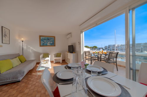 Foto 4 - Apartamento de 2 habitaciones en Le Grau-du-Roi con terraza y vistas al mar