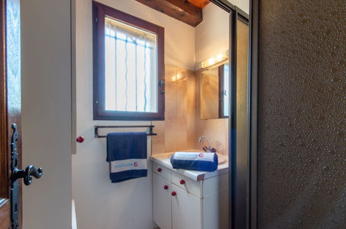 Foto 14 - Apartment mit 2 Schlafzimmern in Cavalaire-sur-Mer mit terrasse