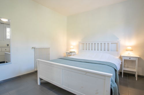 Foto 32 - Casa con 4 camere da letto a Fréjus con piscina privata e vista mare