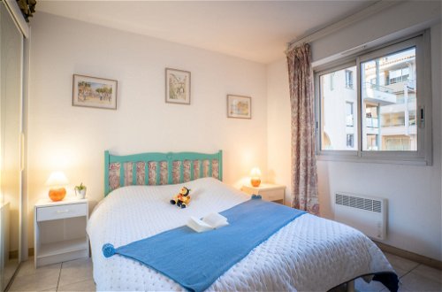 Photo 11 - Appartement de 2 chambres à Fréjus avec terrasse et vues à la mer