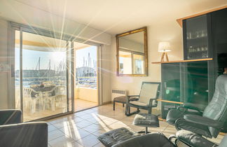 Foto 2 - Apartamento de 2 quartos em Fréjus com terraço e vistas do mar