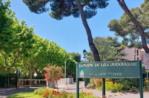 Foto 41 - Appartamento con 1 camera da letto a Six-Fours-les-Plages con piscina e terrazza