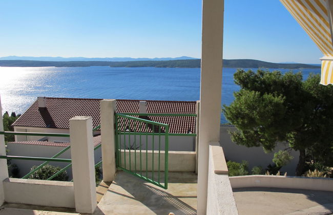 2 bedroom Apartment in Jelsa with garden and terrace - Photo 15