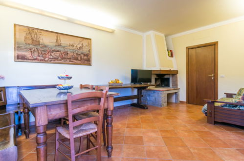 Photo 7 - 2 bedroom House in Gaiole in Chianti with swimming pool and garden