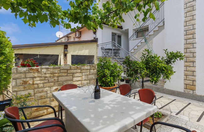 Apartamento de 3 quartos em Umag com piscina e jardim - Foto 10