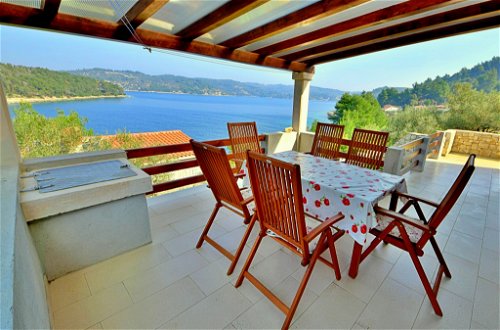 Foto 1 - Casa de 3 quartos em Vela Luka com jardim e vistas do mar