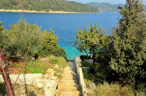 Photo 4 - 3 bedroom House in Vela Luka with garden and sea view