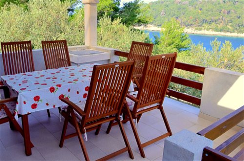 Foto 15 - Casa de 3 habitaciones en Vela Luka con jardín y vistas al mar