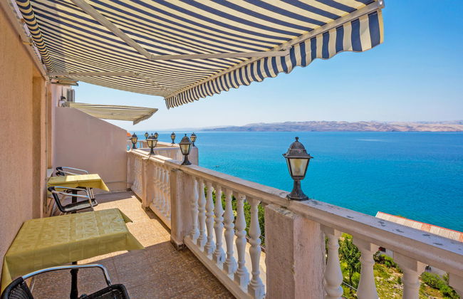 Appartamento con 2 camere da letto a Karlobag con piscina e terrazza - Foto 7