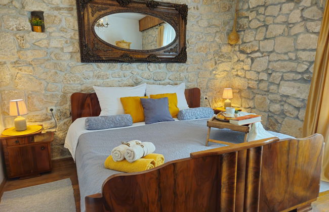 Casa de 4 quartos em Omiš com jardim e terraço - Foto 4