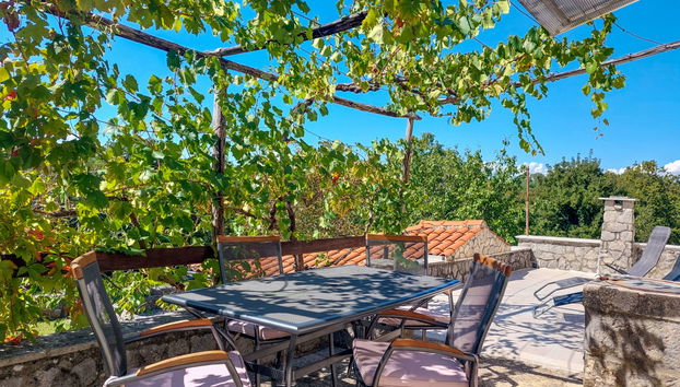 Casa de 2 quartos em Dobrinj com jardim e terraço - Foto 3