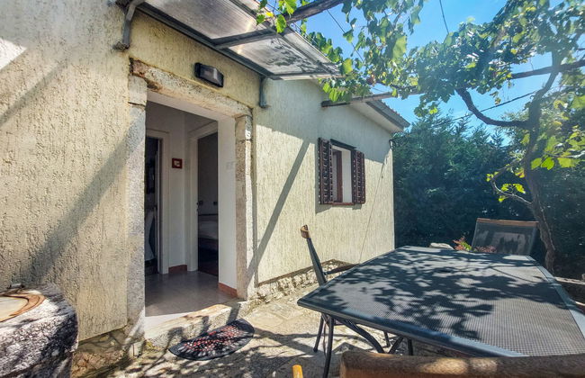 Casa de 2 quartos em Dobrinj com jardim e terraço - Foto 28
