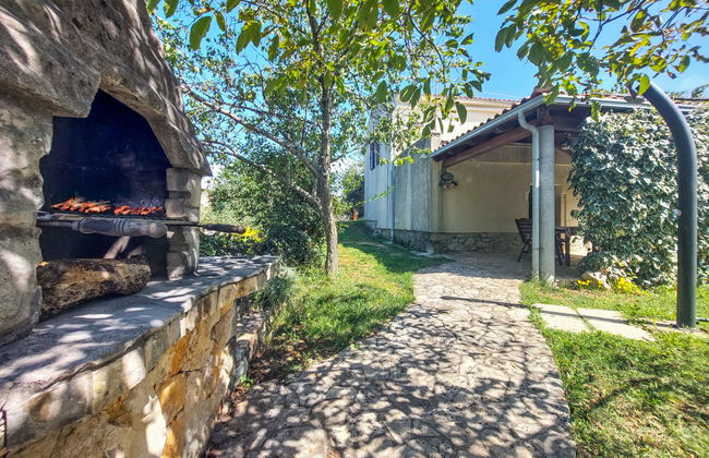 Casa de 2 quartos em Dobrinj com jardim e terraço - Foto 13
