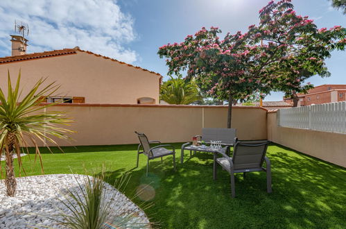 Photo 30 - Maison de 3 chambres à Le Barcarès avec piscine privée et jardin