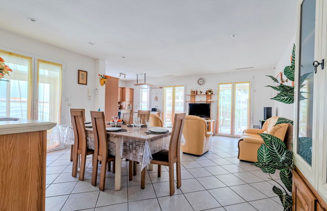 Casa de 4 quartos em Le Barcarès com piscina privada e jardim - Foto 12