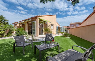 Photo 2 - 3 bedroom House in Le Barcarès with private pool and garden