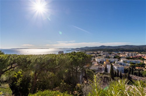 Photo 18 - 1 bedroom Apartment in Le Lavandou with terrace and sea view