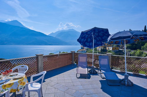 Photo 3 - Appartement de 2 chambres à Pianello del Lario avec terrasse et vues sur la montagne