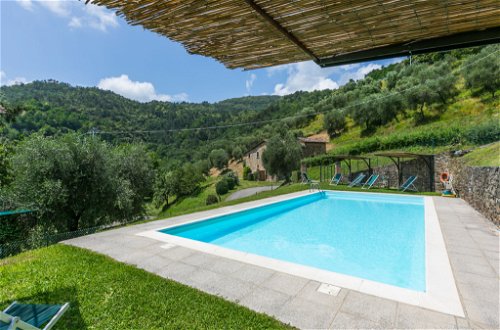 Foto 36 - Apartamento de 3 habitaciones en Pescia con piscina y jardín
