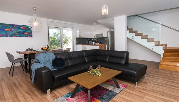 Casa de 4 quartos em Vodice com piscina privada e jardim - Foto 4