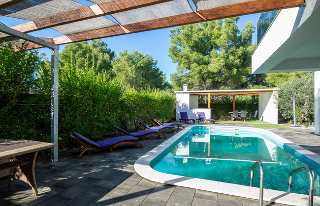 Casa de 4 quartos em Vodice com piscina privada e jardim - Foto 2
