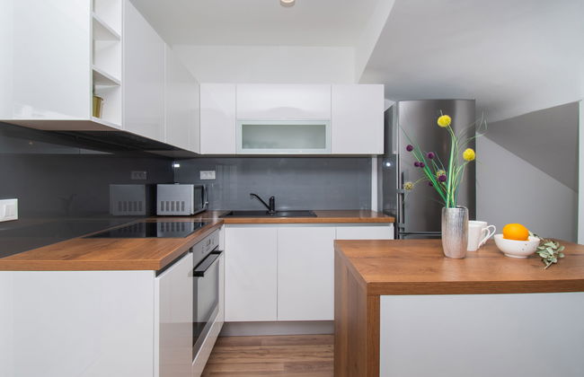 Casa de 4 quartos em Vodice com piscina privada e jardim - Foto 8
