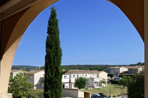 Foto 22 - Casa de 3 quartos em Salavas com piscina e terraço