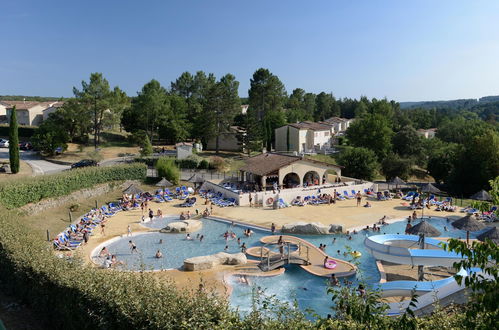 Foto 25 - Casa de 3 quartos em Salavas com piscina e terraço