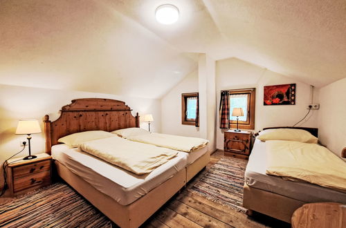 Photo 19 - 5 bedroom House in Mayrhofen with garden and terrace