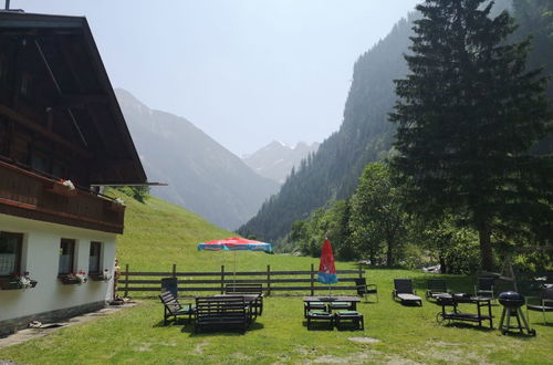 Photo 33 - 5 bedroom House in Mayrhofen with garden and terrace