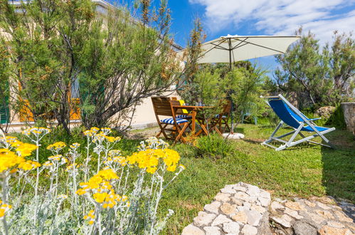 Photo 4 - Maison de 3 chambres à Rosignano Marittimo avec jardin et vues à la mer