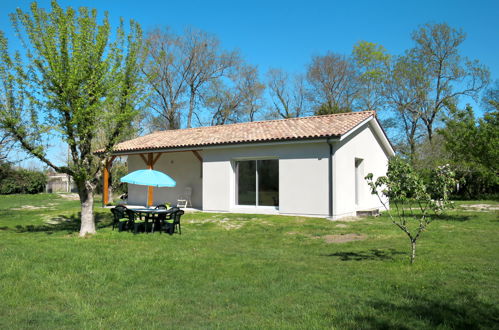 Foto 18 - Casa con 2 camere da letto a Civrac-en-Médoc con terrazza