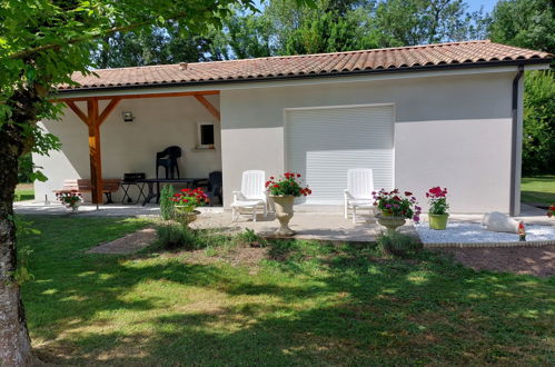 Foto 12 - Casa con 2 camere da letto a Civrac-en-Médoc con terrazza