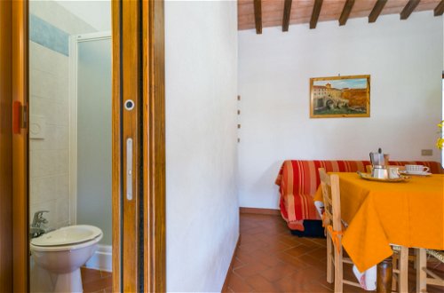 Foto 13 - Haus mit 2 Schlafzimmern in Montecatini Val di Cecina mit privater pool und terrasse