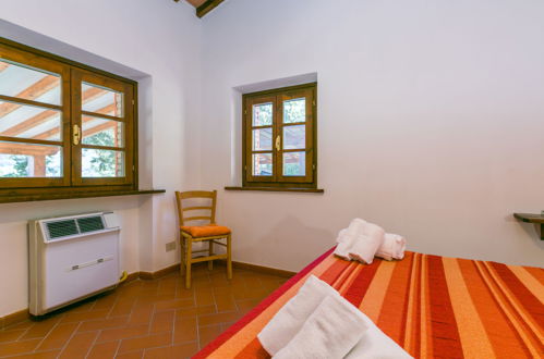 Photo 22 - 2 bedroom House in Montecatini Val di Cecina with private pool and terrace