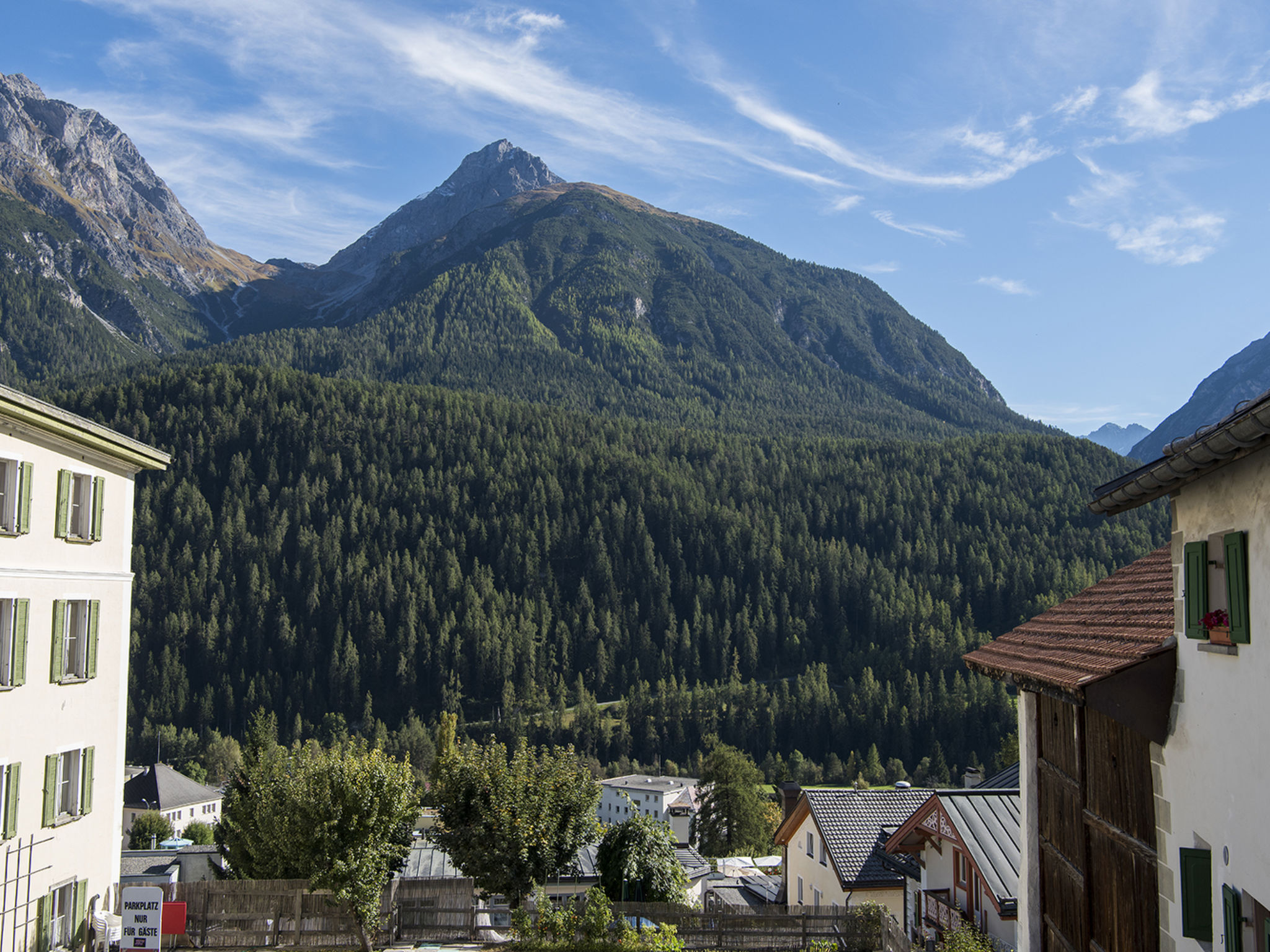 Foto 5 - Apartamento de 2 habitaciones en Scuol con vistas a la montaña