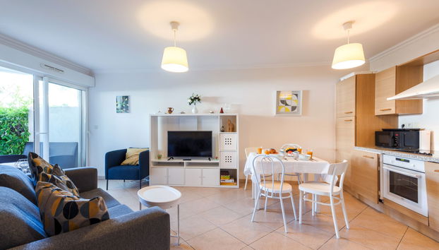 Apartment mit 2 Schlafzimmern in Cavalaire-sur-Mer mit schwimmbad und terrasse - Foto 2